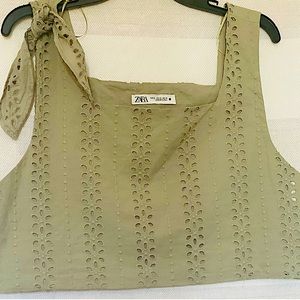Zara Embroidered eyelet crop top